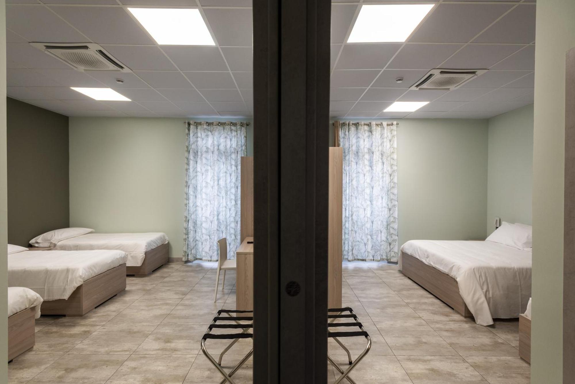 Volpedo Hostel Bagian luar foto