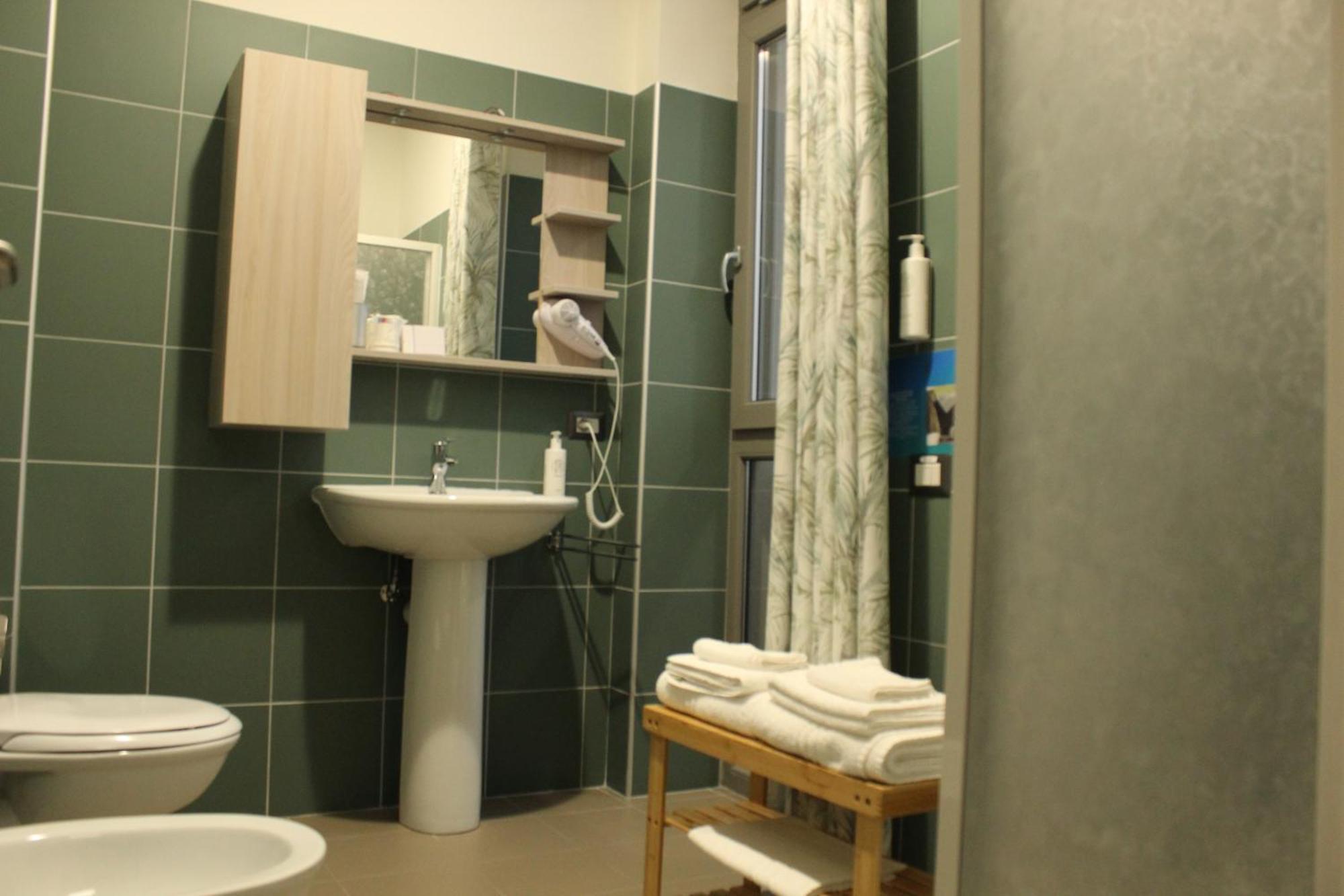 Volpedo Hostel Bagian luar foto