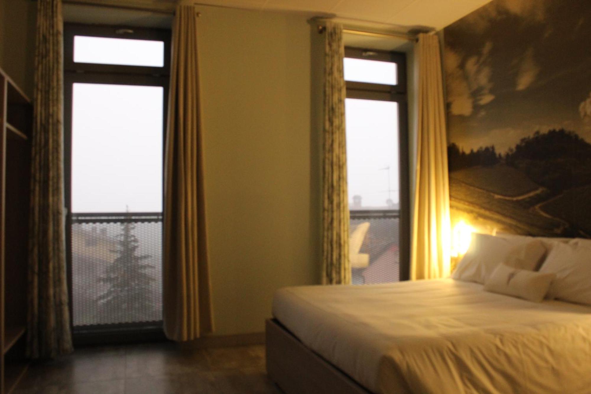 Volpedo Hostel Bagian luar foto